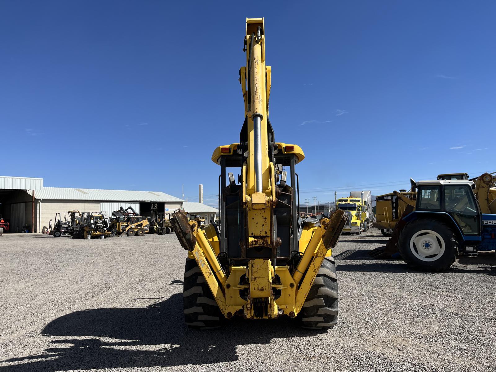 ./imagenes/INVOICE/2019/16356/RETROEXCAVADORA NEW HOLLAND LB75B (4).JPG